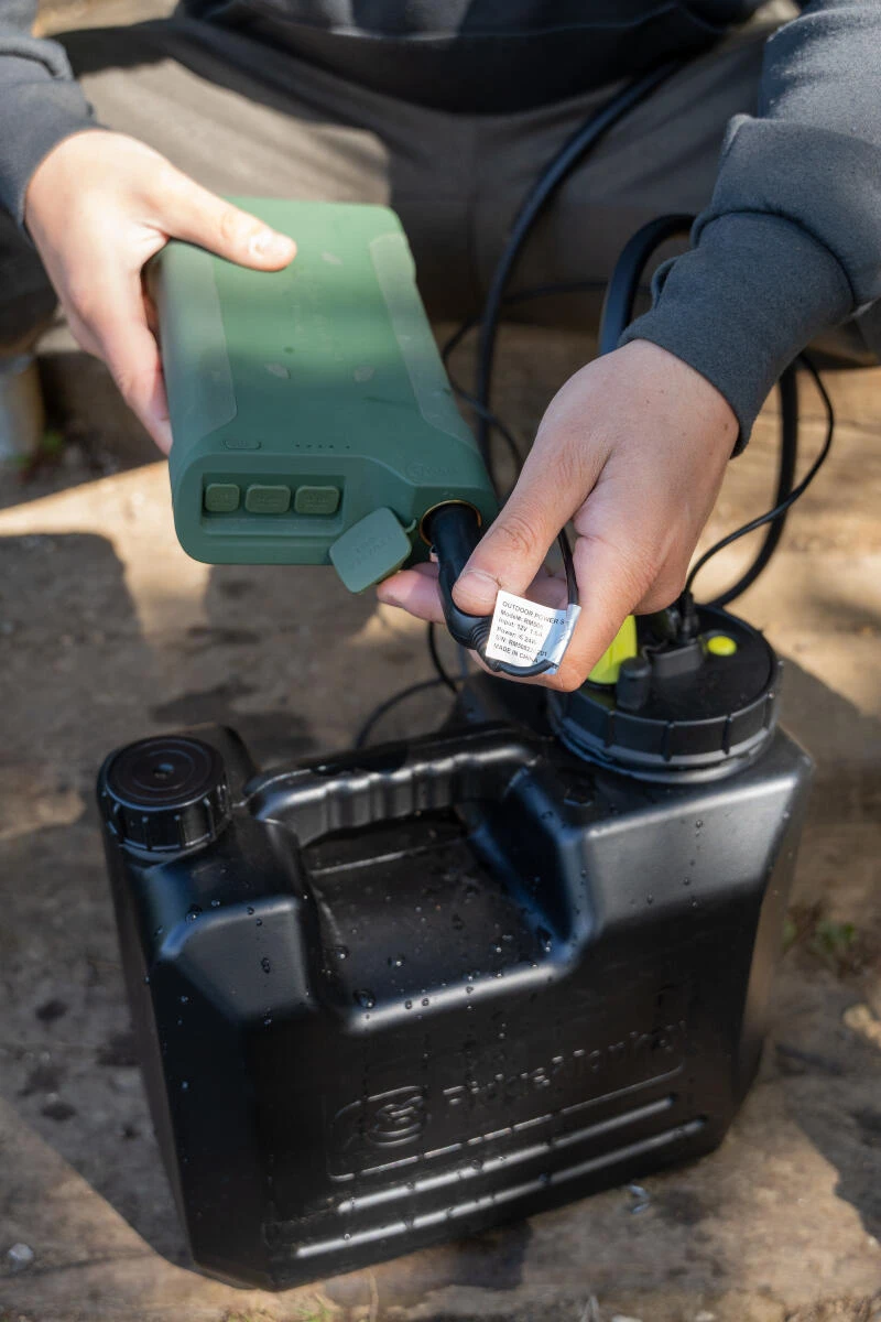 RidgeMonkey Outdoor Power Shower (Full Kit) (RM507) 4 RidgeMonkey Outdoor Power Shower (Full Kit) (RM507) - Image 4