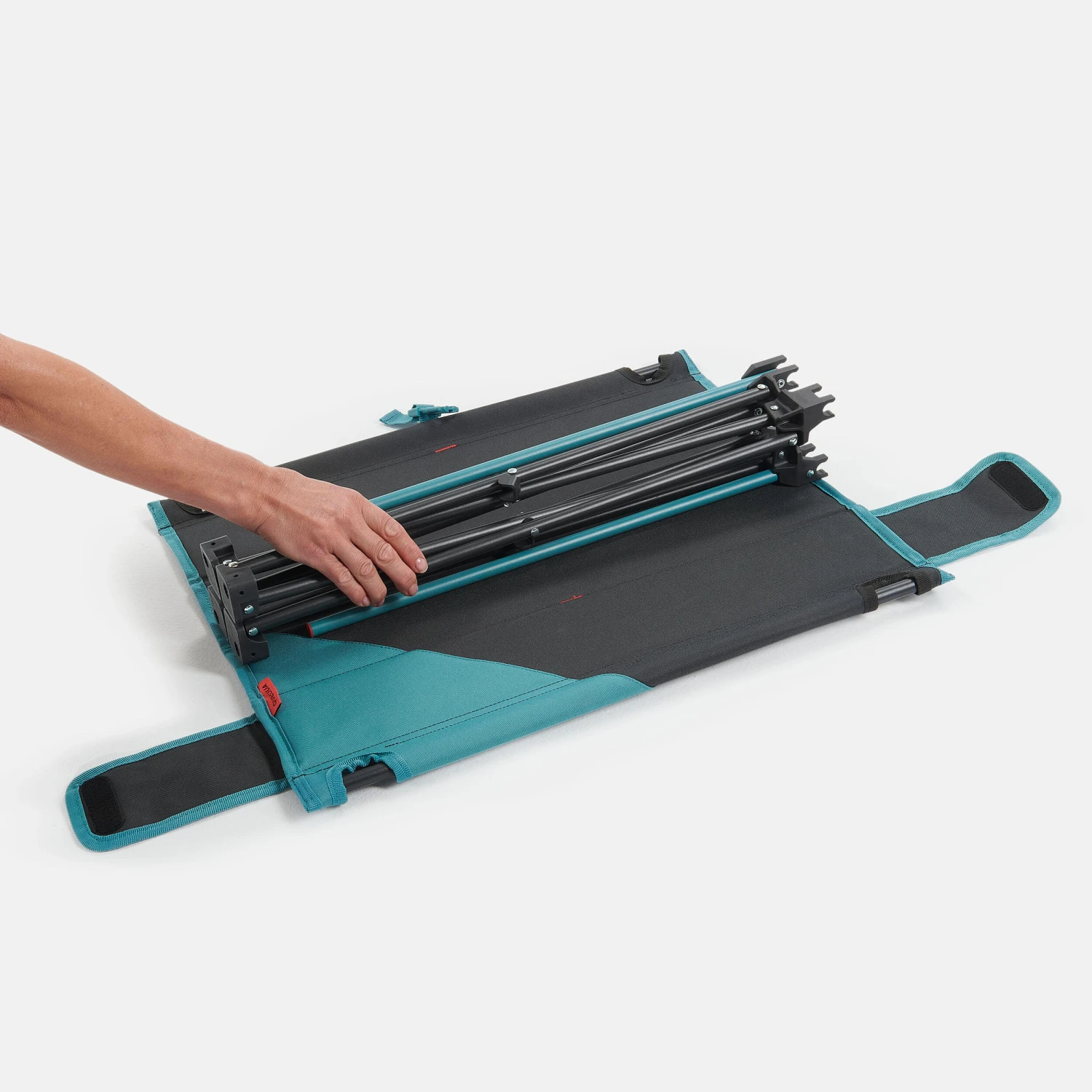 Quechua LOW FOLDING CAMPING TABLE MH100 Grey 11 Quechua LOW FOLDING CAMPING TABLE MH100 Grey - Image 11