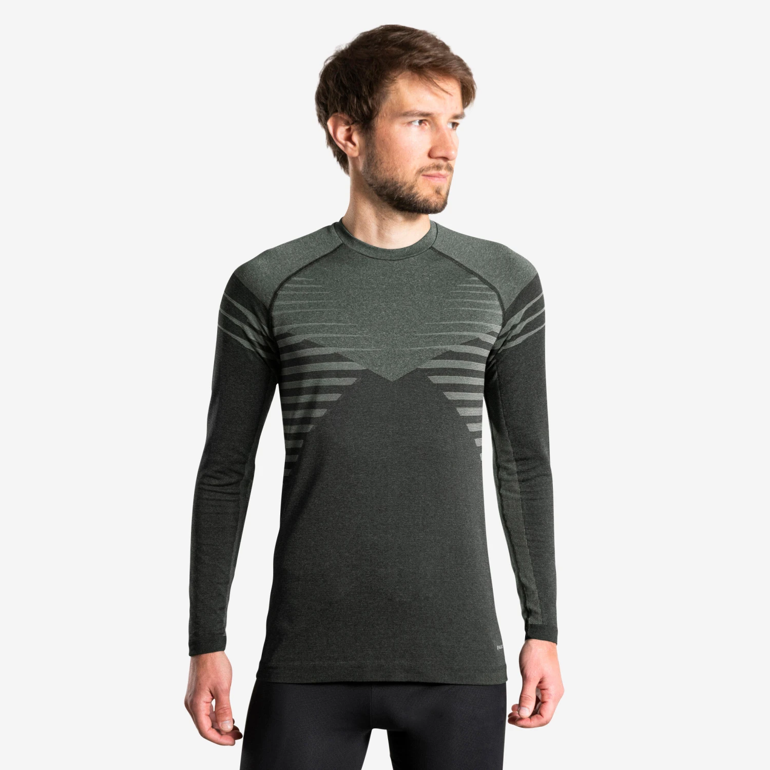 MEN'S LONG-SLEEVED SEAMLESS COMFORTABLE TRAIL RUNNING T-SHIRT - BLACK KHAKI 1 MEN'S LONG-SLEEVED SEAMLESS COMFORTABLE TRAIL RUNNING T-SHIRT - BLACK KHAKI
