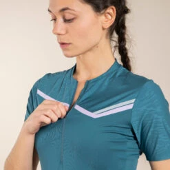 WOMEN'S TRAIL RUNNING SHORT-SLEEVED ZIP T-SHIRT -Outdoor Products Shop kb909cc300d50ed443e7fa2c35bf4a598