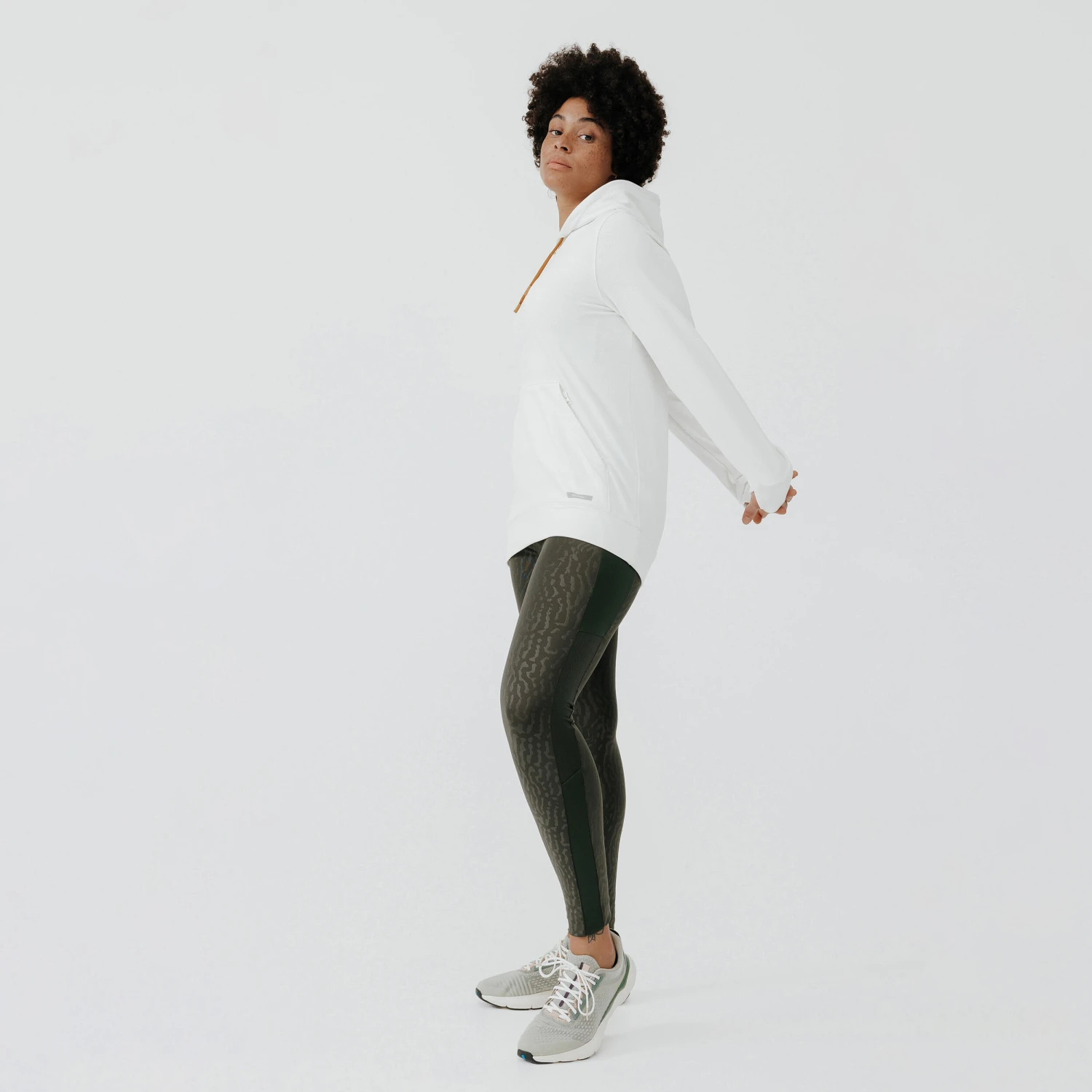 Kalenji 500 Women's Warm Running Hoodie 4 Kalenji 500 Women's Warm Running Hoodie - Image 4