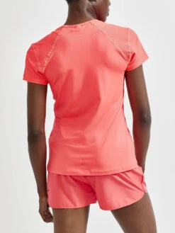 Craft ADV ESSENCE SHORT SLEEVE SLIM TEE WOMEN 30 Craft ADV ESSENCE SHORT SLEEVE SLIM TEE WOMEN -Outdoor Products Shop kf3cf67c6c47b9108c369cf1cc032a0a0